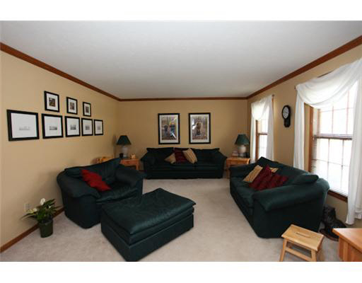 50907 Stonebridge Dr, Granger, IN 46530 photo 3