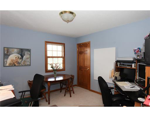 50907 Stonebridge Dr, Granger, IN 46530 photo 10