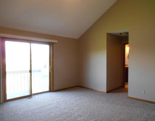 51670 Fox Pointe Ln, Granger, IN 46530 photo 15