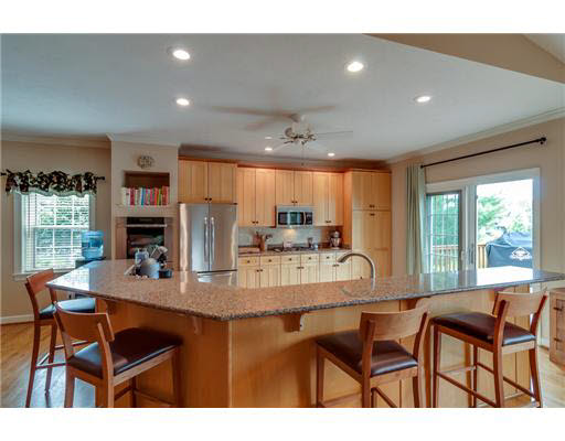 51703 Dartmore Dr, Granger, IN 46530 photo 9