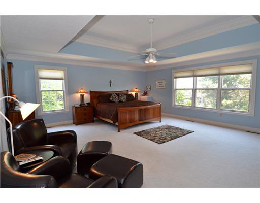 51725 Bluffside Ct, Granger, IN 46530 photo 8