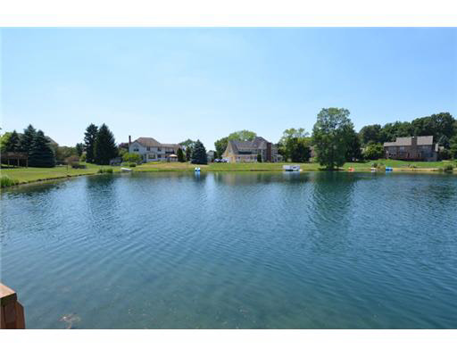 51725 Bluffside Ct, Granger, IN 46530 photo 4
