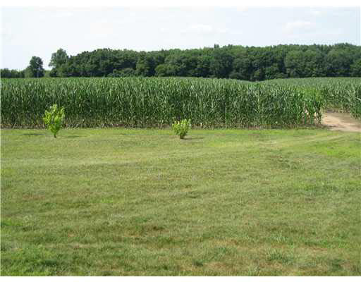 30195 Tyler Rd, Walkerton, IN 46574 photo 12