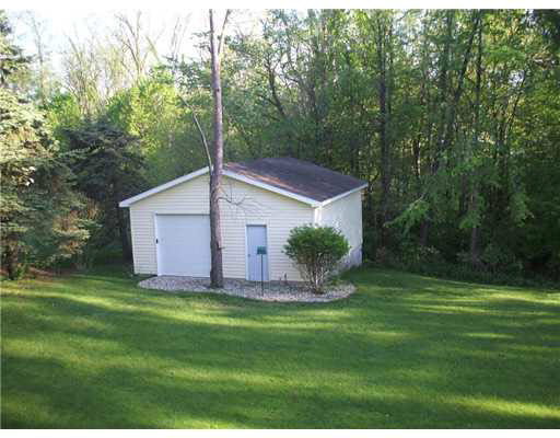 16373 Petro Dr, Mishawaka, IN 46544 photo 2