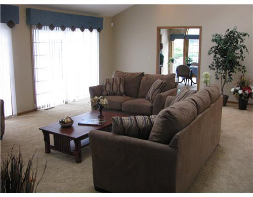 15075 Durham Way E, Granger, IN 46530 photo 4