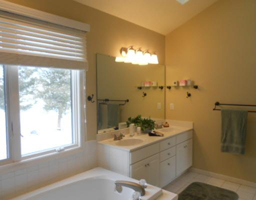 15065 Tramore Ct, Granger, IN 46530 photo 14