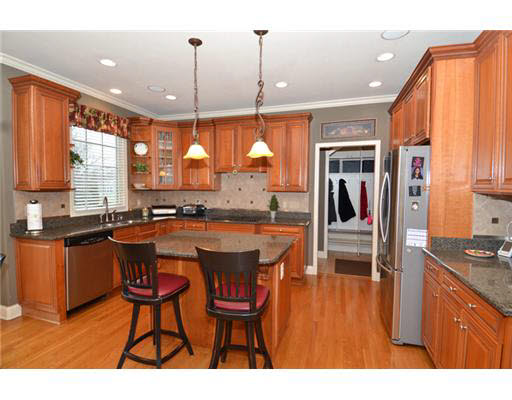 51211 Northfield Dr, Granger, IN 46530 photo 9