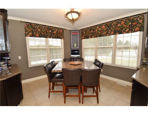 51211 Northfield Dr, Granger, IN 46530 photo 6