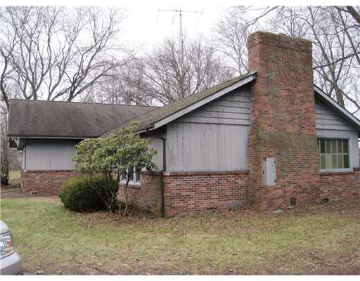 10451 Nutmeg Rd, Plymouth, IN 46563 photo 3
