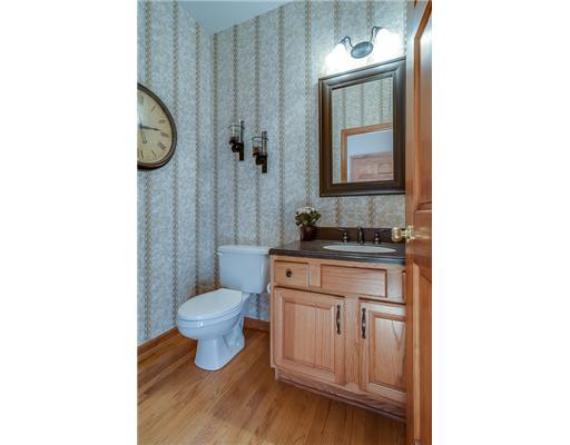 14689 Old Farm Rd, Granger, IN 46530 photo 11