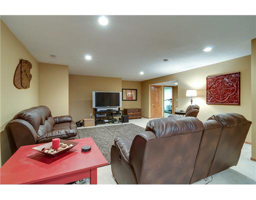 14689 Old Farm Rd, Granger, IN 46530 photo 21