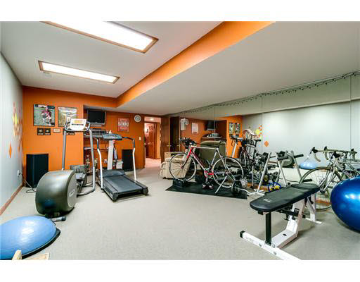 14689 Old Farm Rd, Granger, IN 46530 photo 22