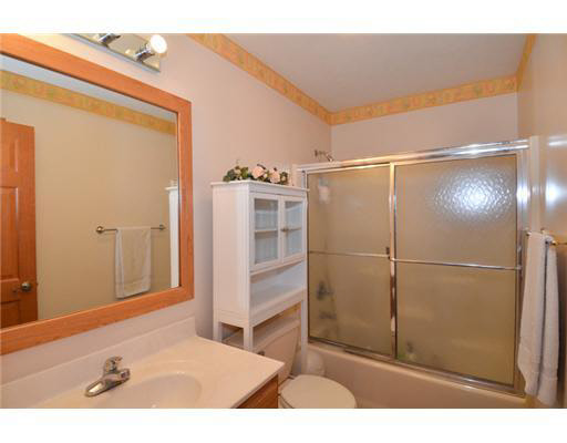 50702 Lakeside Dr, Granger, IN 46530 photo 3