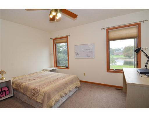 50702 Lakeside Dr, Granger, IN 46530 photo 5