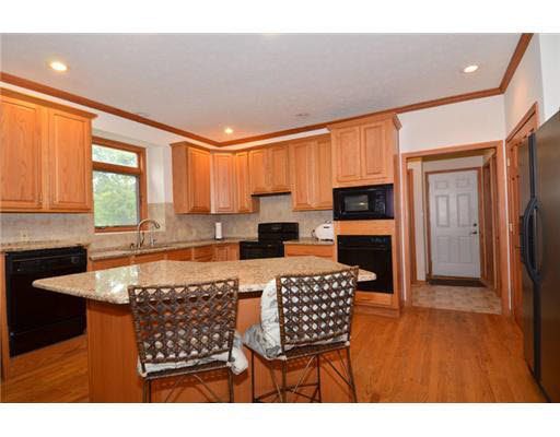 50702 Lakeside Dr, Granger, IN 46530 photo 16