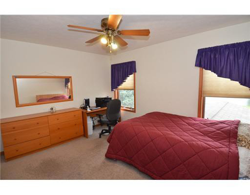 50702 Lakeside Dr, Granger, IN 46530 photo 6