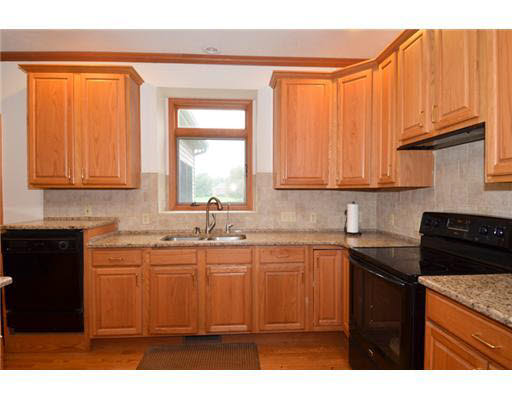 50702 Lakeside Dr, Granger, IN 46530 photo 15