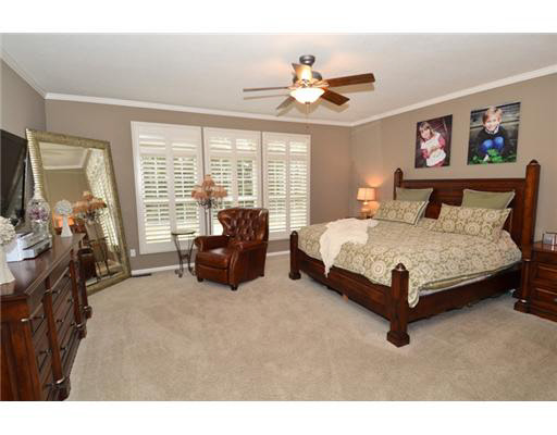 51281 Coveside Dr, Granger, IN 46530 photo 9