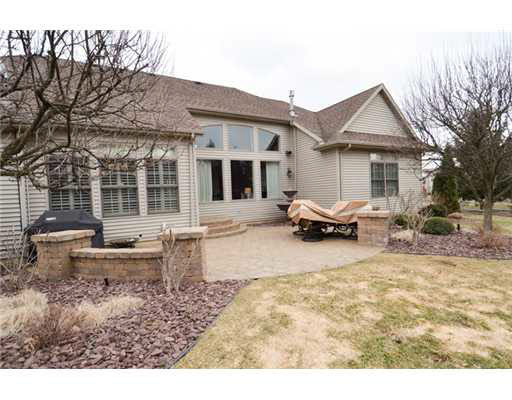 51281 Coveside Dr, Granger, IN 46530 photo 23