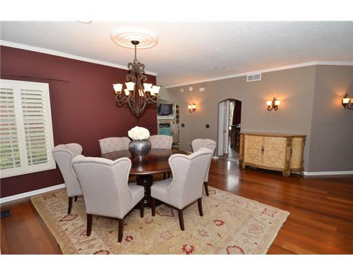 51281 Coveside Dr, Granger, IN 46530 photo 8