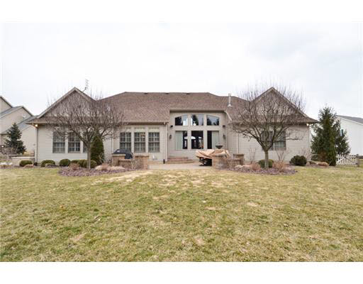 51281 Coveside Dr, Granger, IN 46530 photo 3