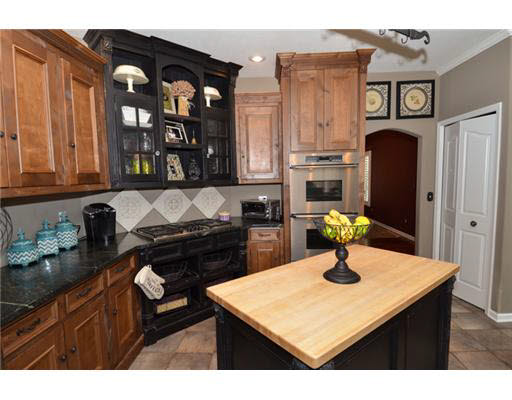 51281 Coveside Dr, Granger, IN 46530 photo 7