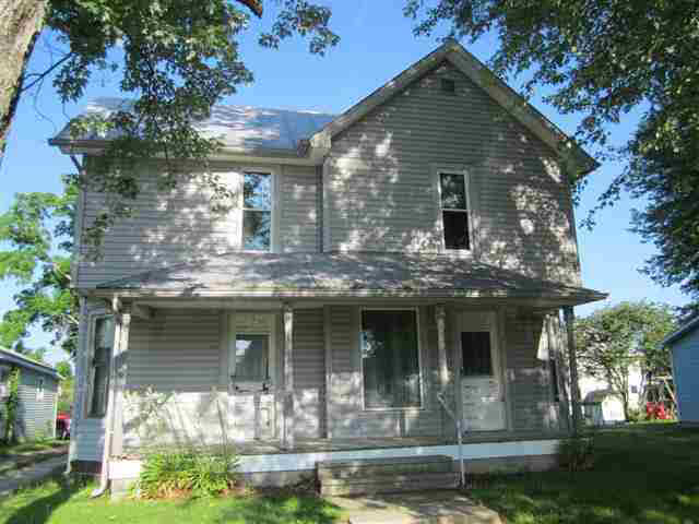 107 N Oak St, Albion, IN 46701 photo 1