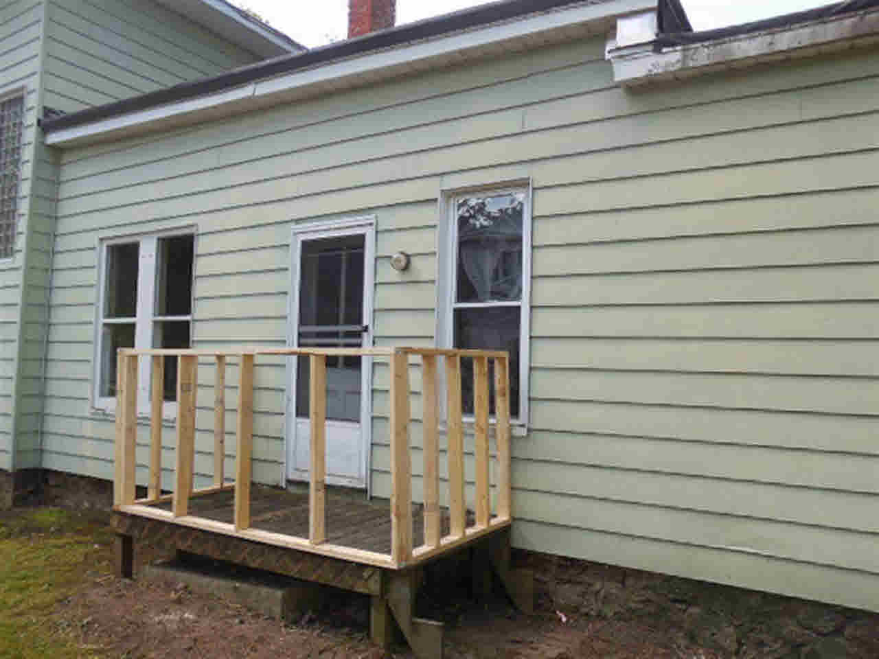 209 N Mountain St, Lagrange, IN 46761 photo 4