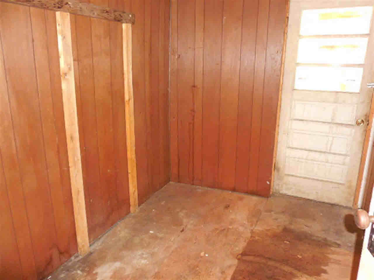 209 N Mountain St, Lagrange, IN 46761 photo 11