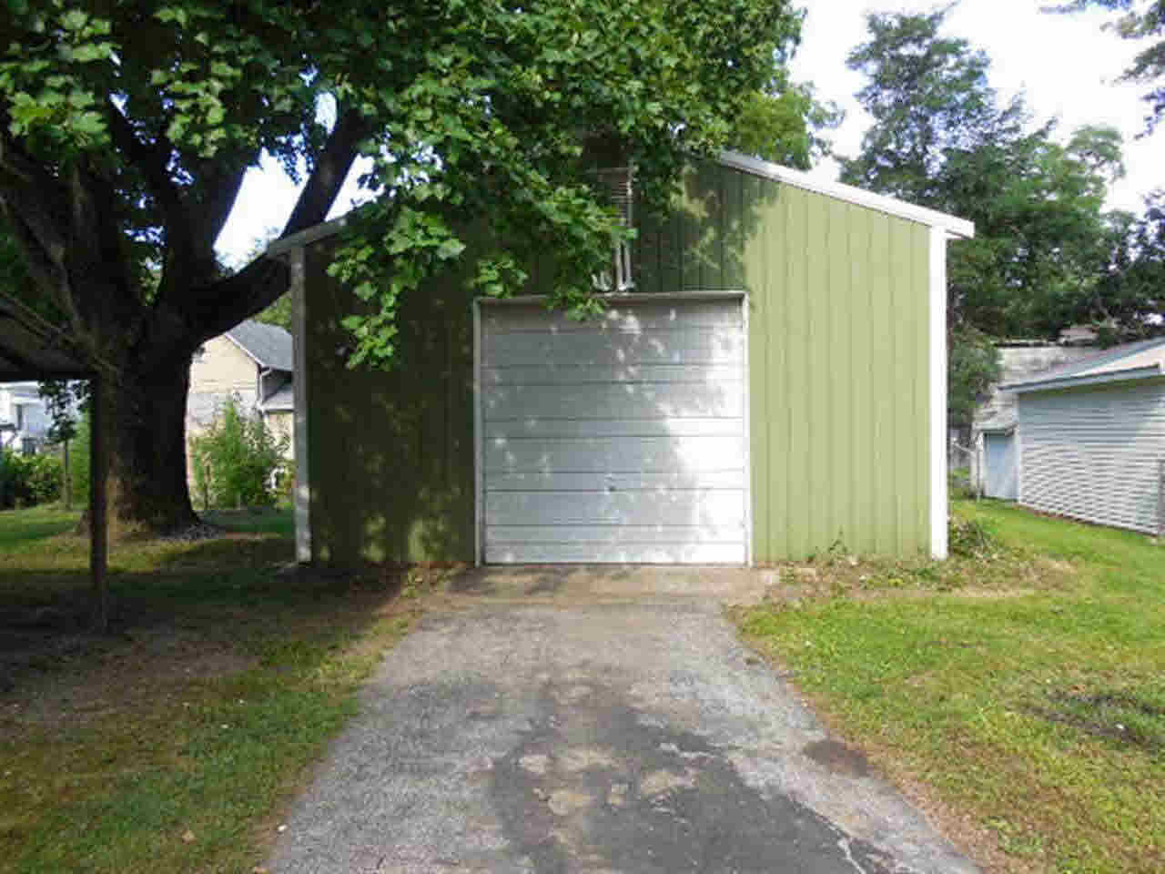 209 N Mountain St, Lagrange, IN 46761 photo 7