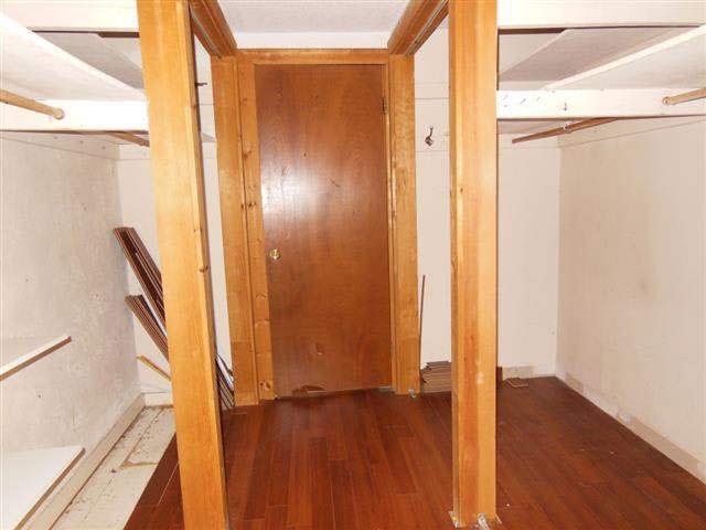 201 W Pleasant St, Angola, IN 46703 photo 7