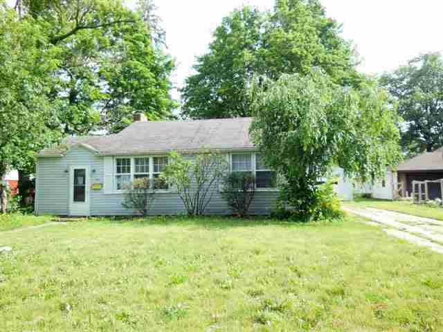 201 W Pleasant St, Angola, IN 46703 photo 1