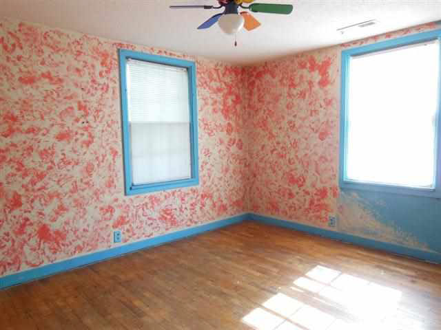 201 W Pleasant St, Angola, IN 46703 photo 6