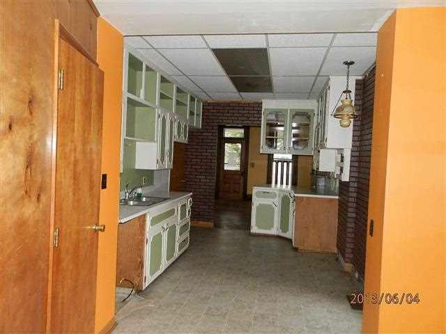 501 E Spg, Lagrange, IN 46761 photo 6