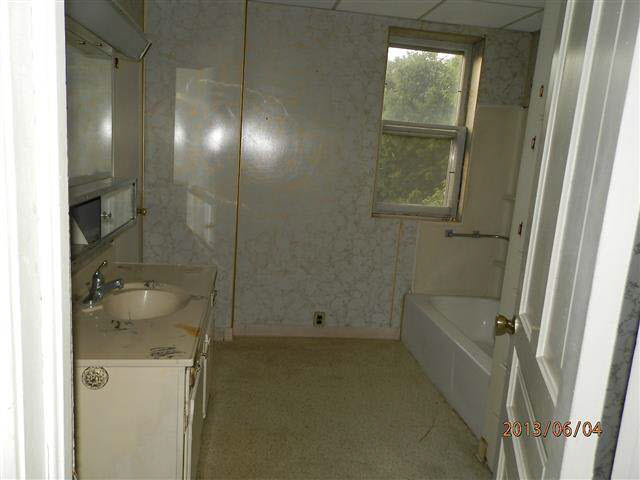 501 E Spg, Lagrange, IN 46761 photo 18