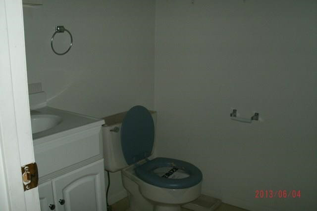 203 Pleasant Ave, Topeka, IN 46571 photo 10