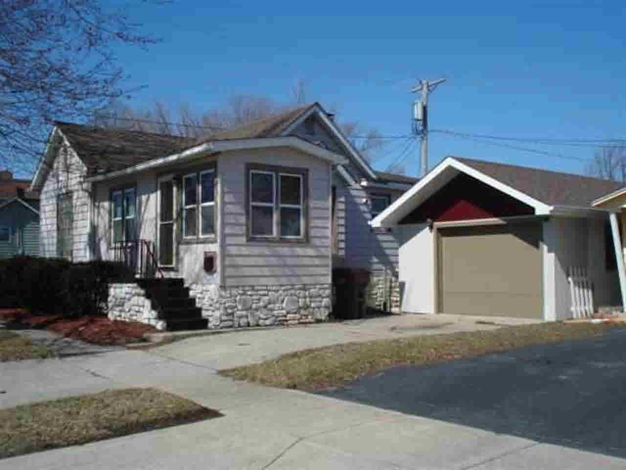 410 W Keyser St, Garrett, IN 46738 photo 1