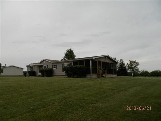 3770 S 109 W, Pleasant Lake, IN 46779 photo 2