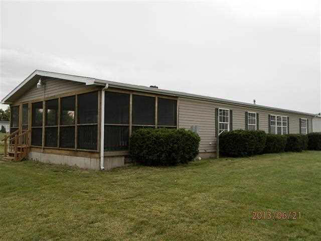 3770 S 109 W, Pleasant Lake, IN 46779 photo 4