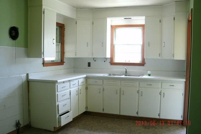 511 S Ijams St, Garrett, IN 46738 photo 3