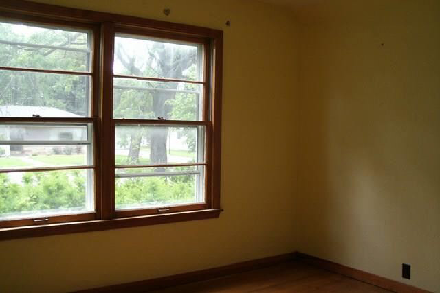 511 S Ijams St, Garrett, IN 46738 photo 6