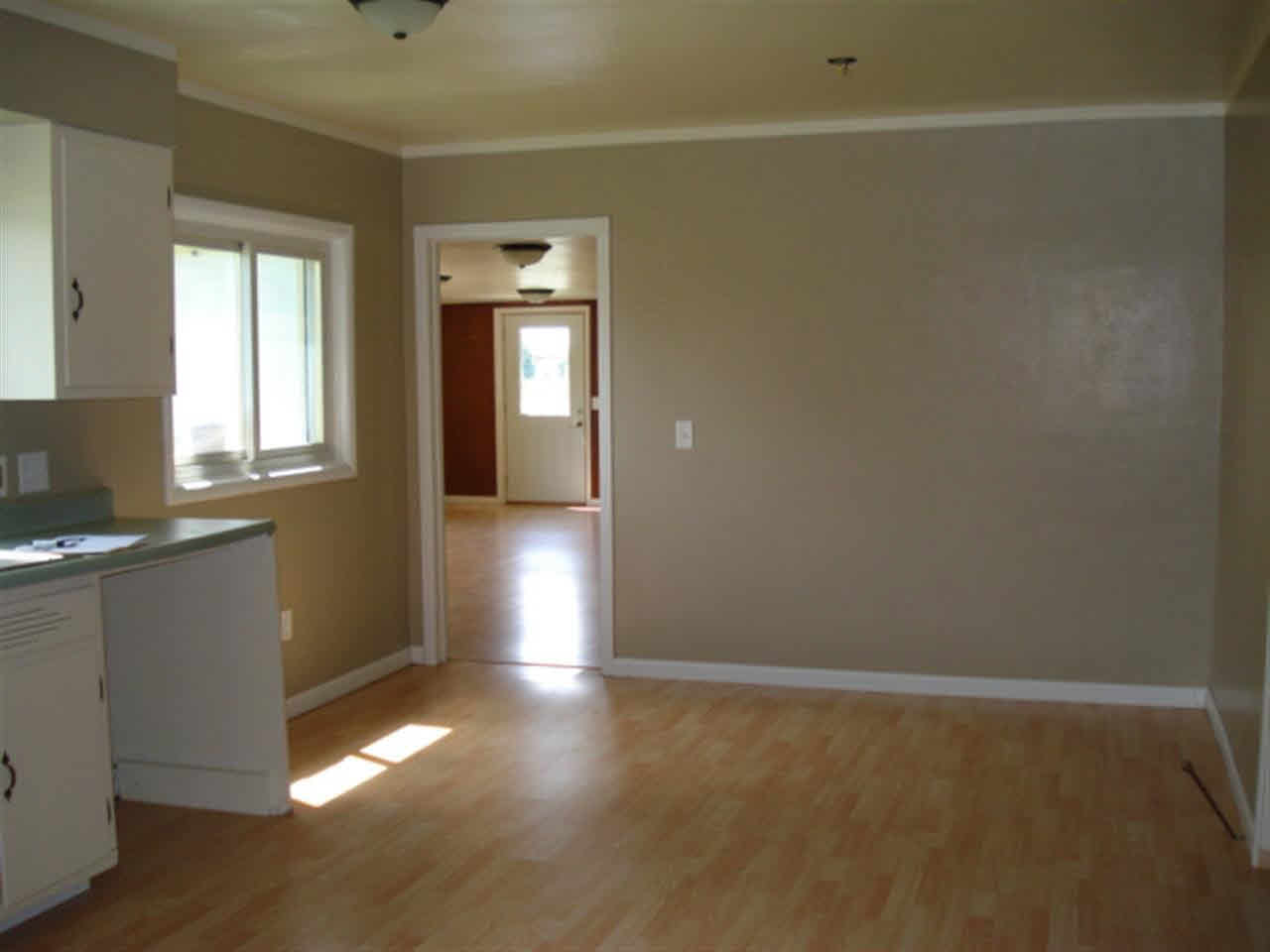 7323 N West St, Wawaka, IN 46794 photo 14