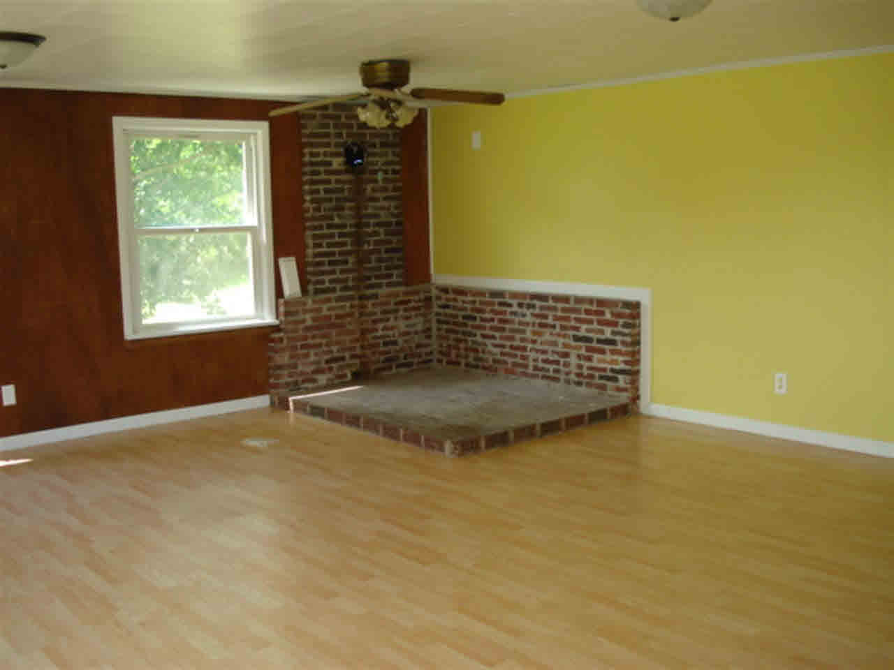 7323 N West St, Wawaka, IN 46794 photo 4