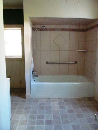 409 N Orange St, Albion, IN 46701 photo 6