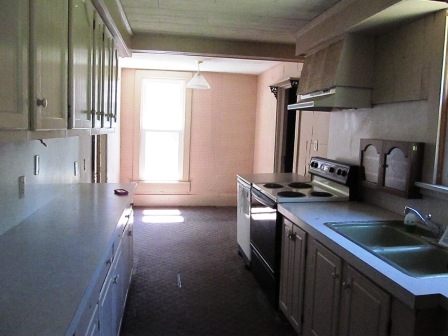 409 N Orange St, Albion, IN 46701 photo 2