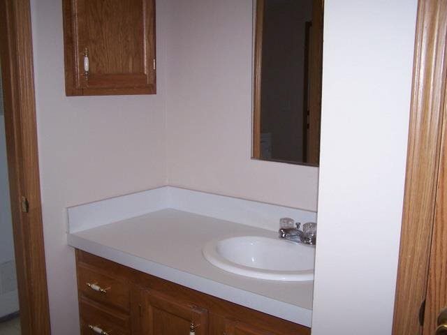 406 Fourth St, Howe, IN 46746 photo 8