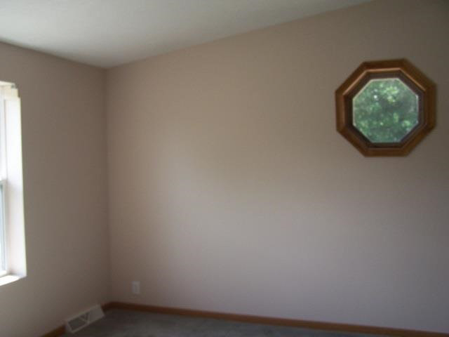 406 Fourth St, Howe, IN 46746 photo 7