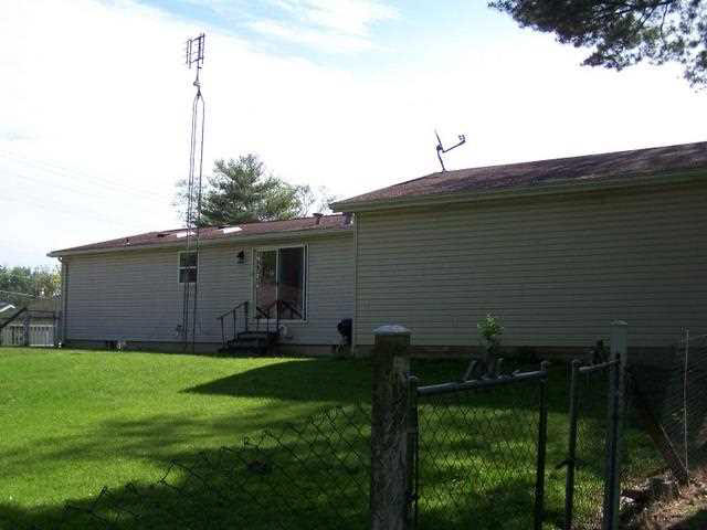 406 Fourth St, Howe, IN 46746 photo 17