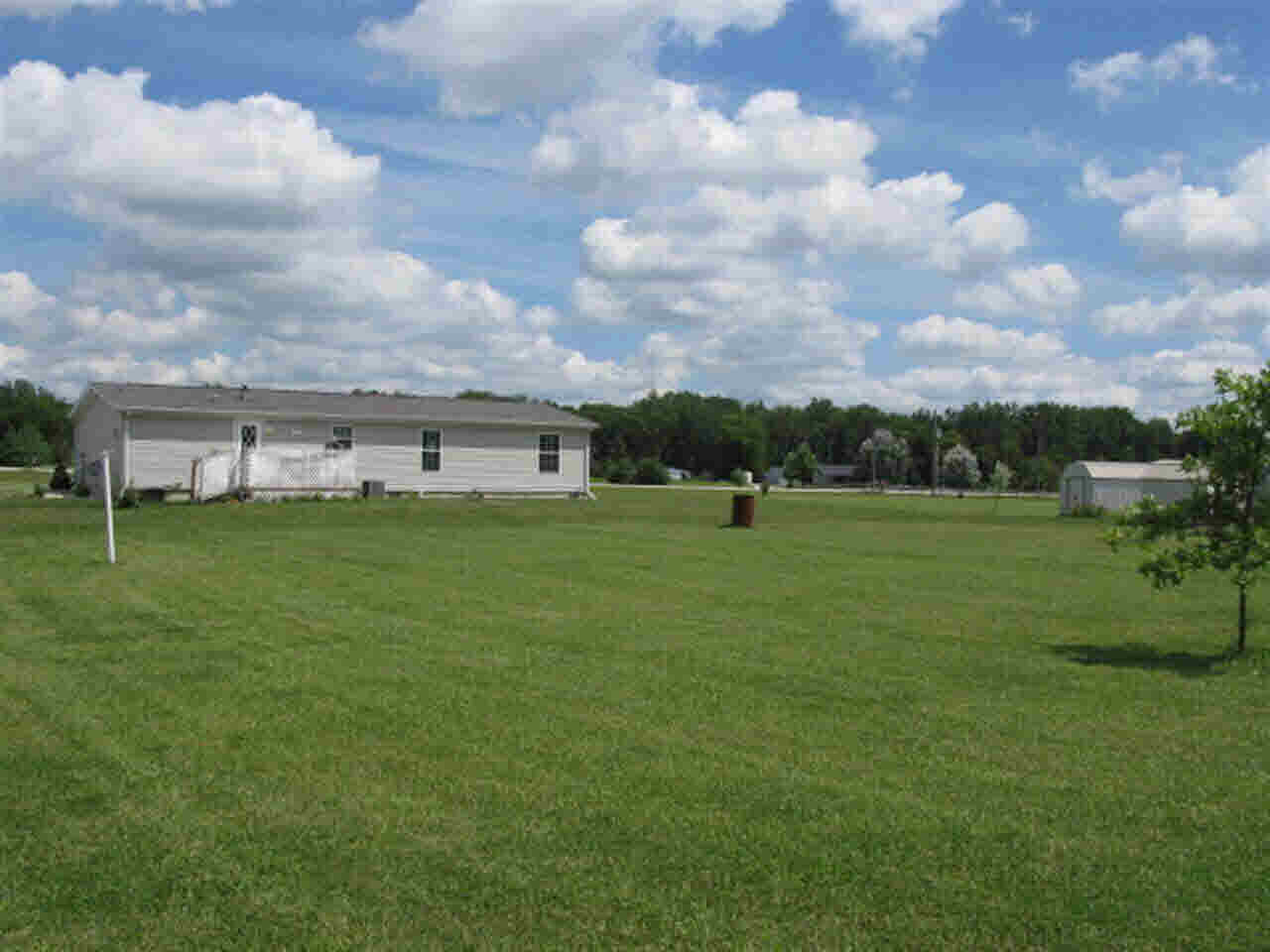 6972 State Road 8, Butler, IN 46721 photo 2