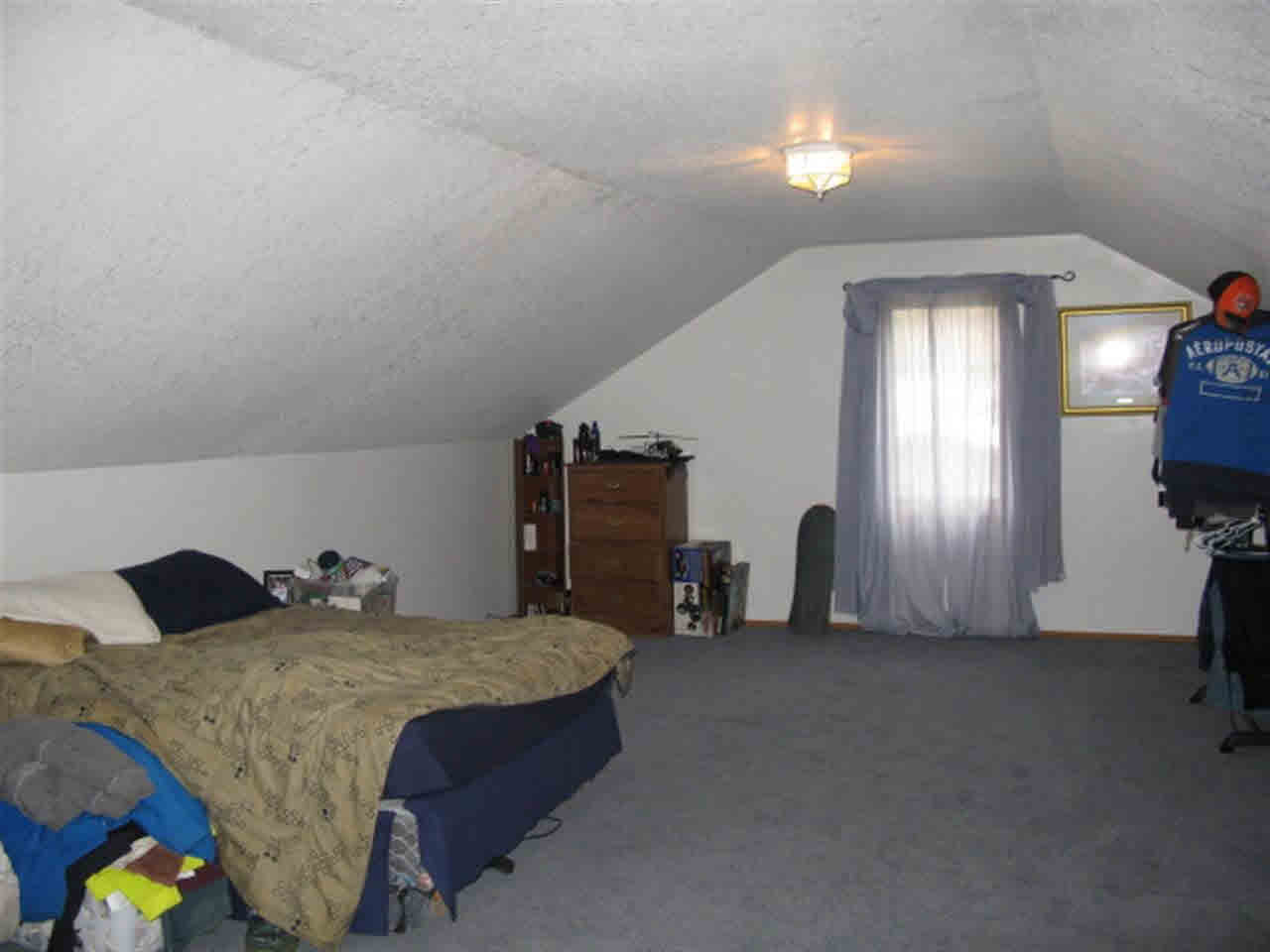 6874 Front St, Spencerville, IN 46788 photo 9